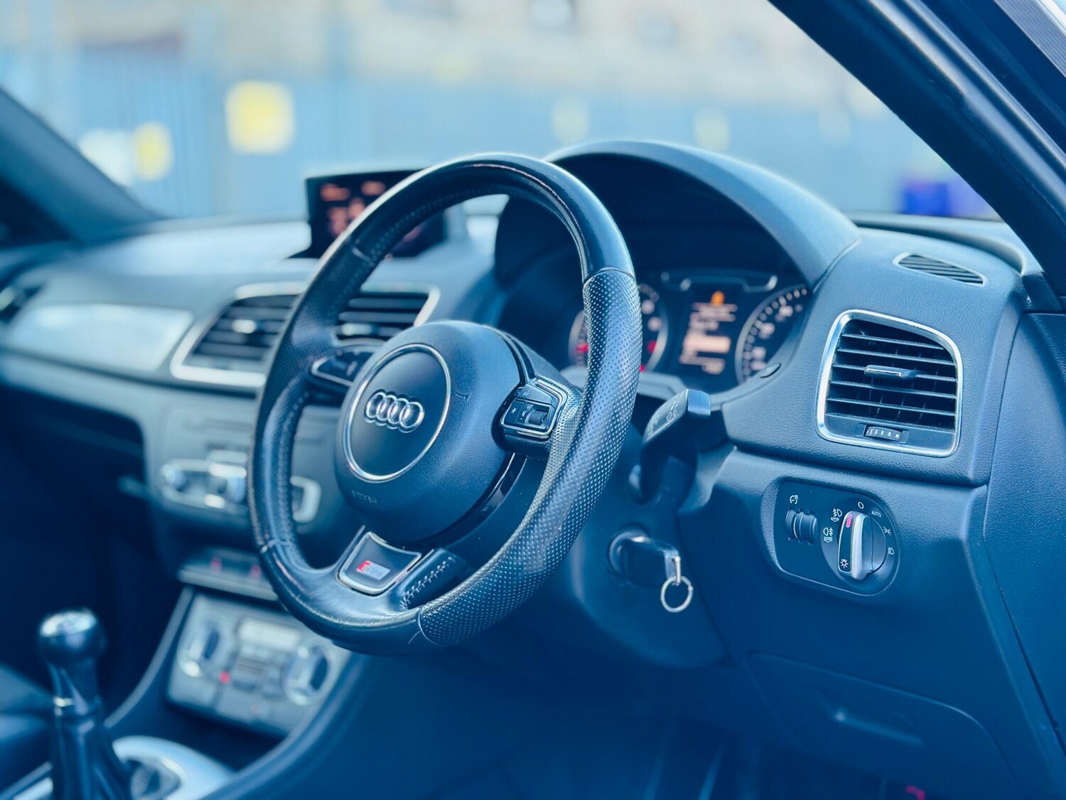 Used Audi Q3 2012 for sale - 78156714: Photo 48