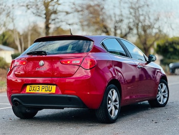 Used Alfa Romeo Giulietta 2013 for sale - 76597166: Photo