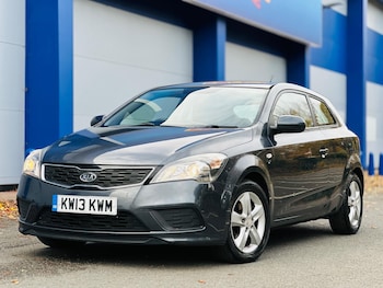 Used Kia Pro Ceed 2013 for sale - 76446691: Photo