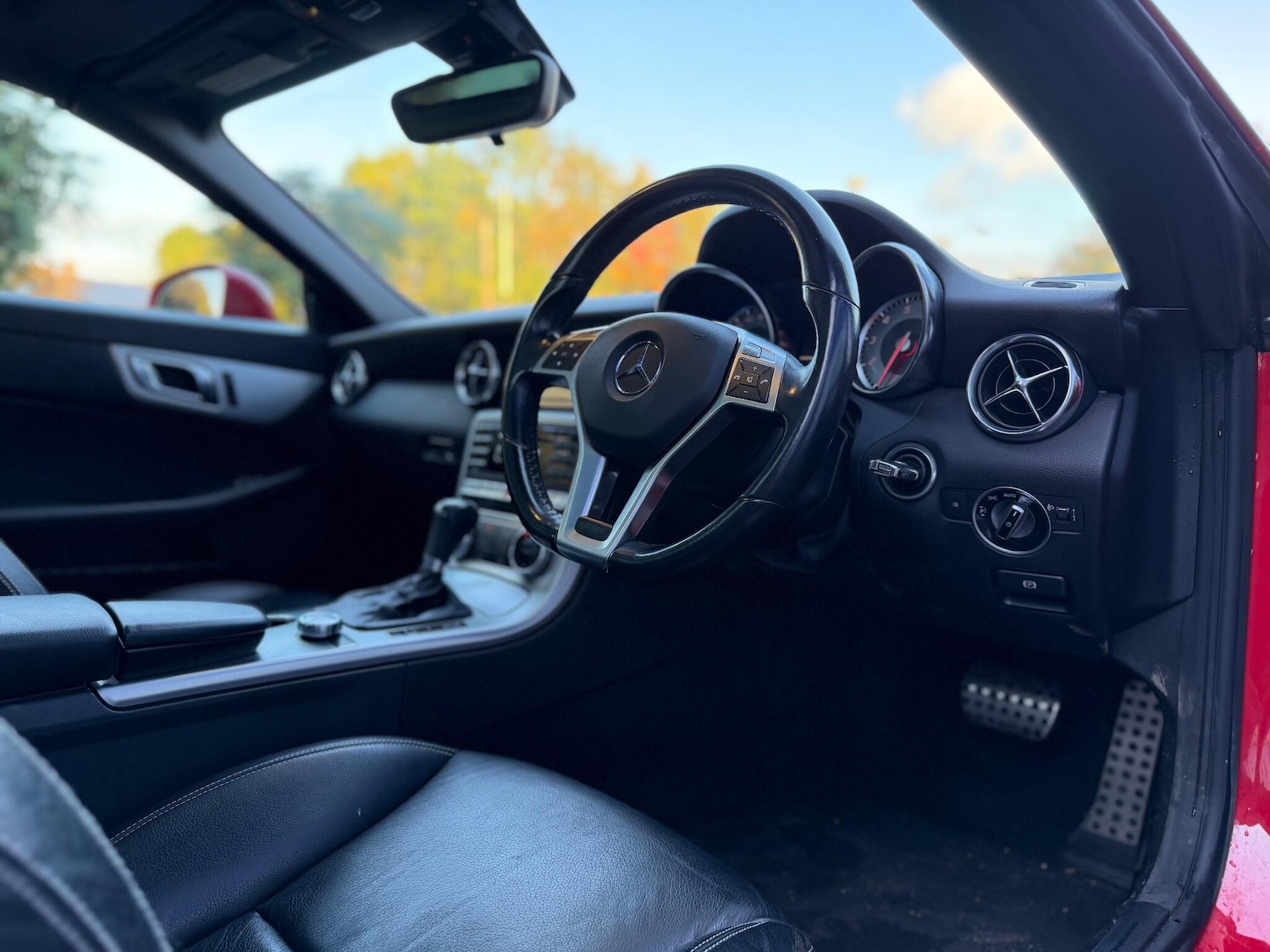 Used Mercedes-Benz SLK 2013 for sale - 76085322: Photo 25