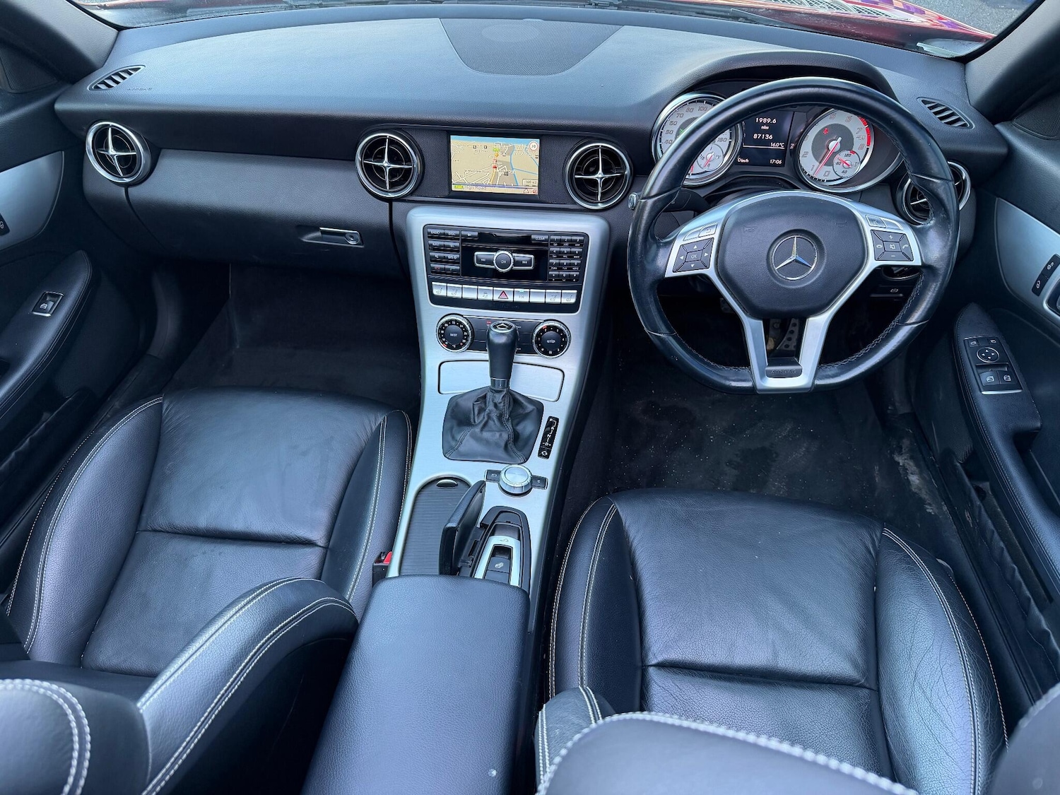 Used Mercedes-Benz SLK 2013 for sale - 76085322: Photo 32