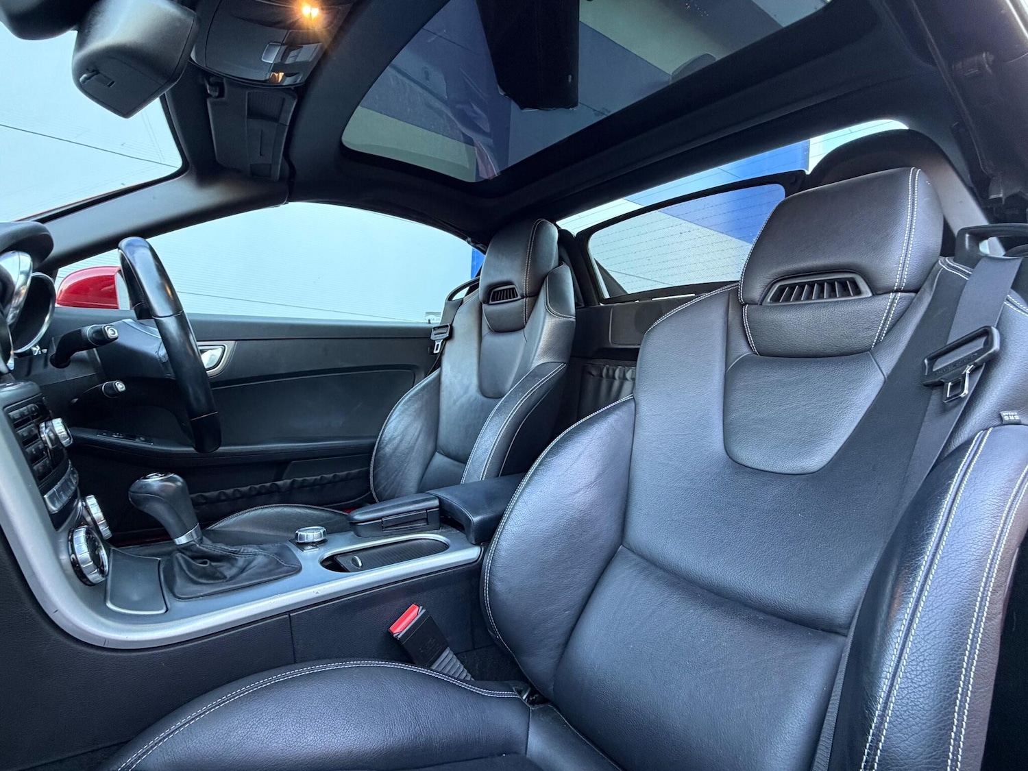 Used Mercedes-Benz SLK 2013 for sale - 76085322: Photo 4
