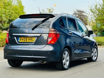 Used Honda FR-V 2009 for sale - 75562818: Photo