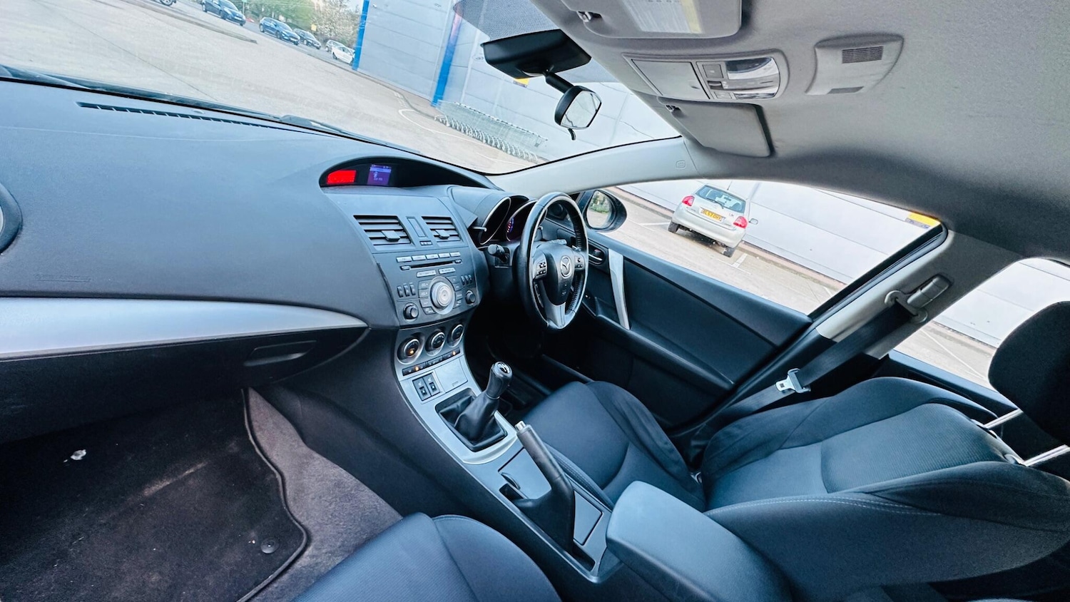 Used Mazda Mazda3 for sale - 78135957: Photo 28