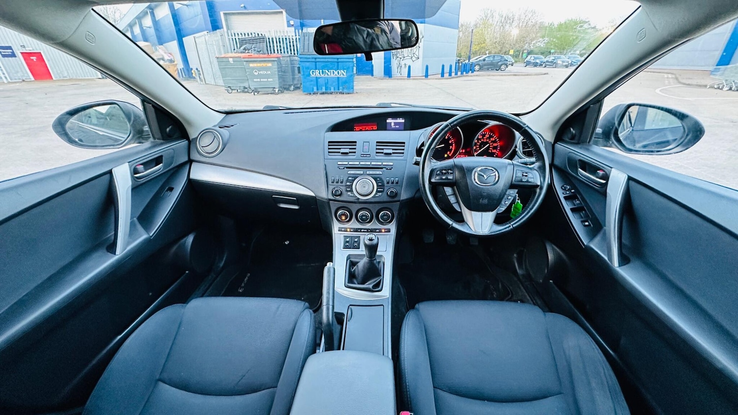 Used Mazda Mazda3 for sale - 78135957: Photo 3