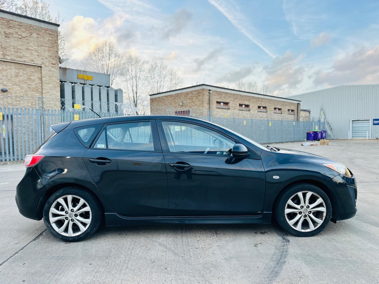 Used Mazda Mazda3 for sale - 78135957: Photo 8