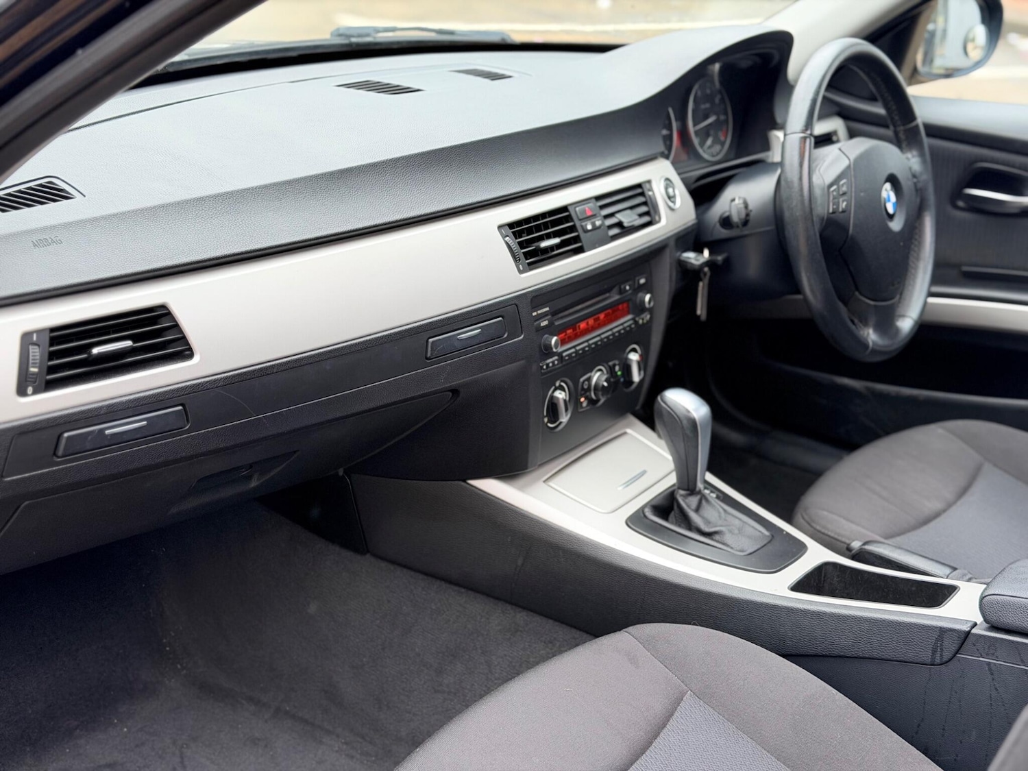 Used BMW 3 Series 2011 for sale - 77424865: Photo 26