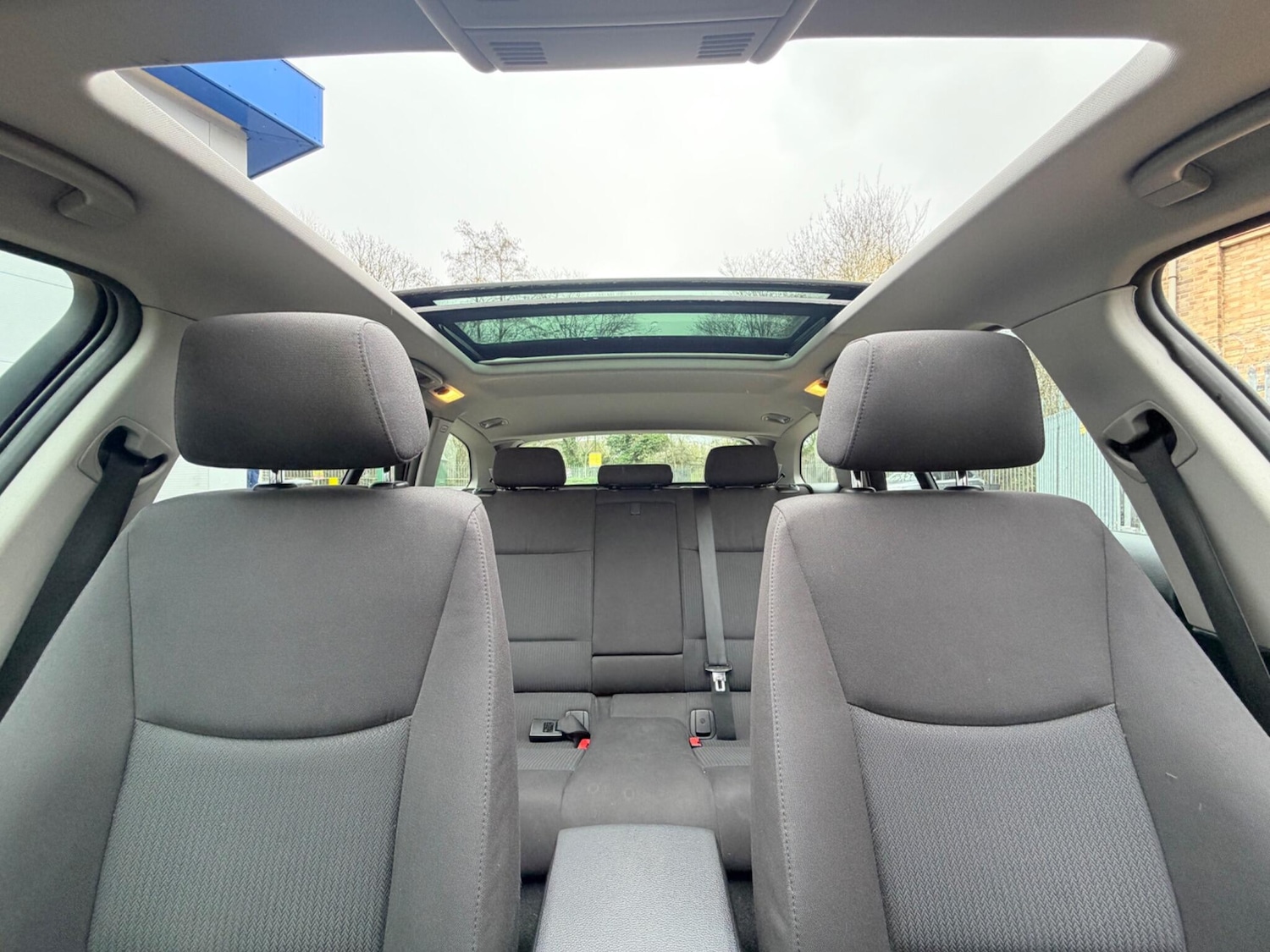 Used BMW 3 Series 2011 for sale - 77424865: Photo 30