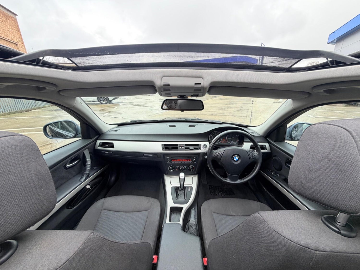 Used BMW 3 Series 2011 for sale - 77424865: Photo 37