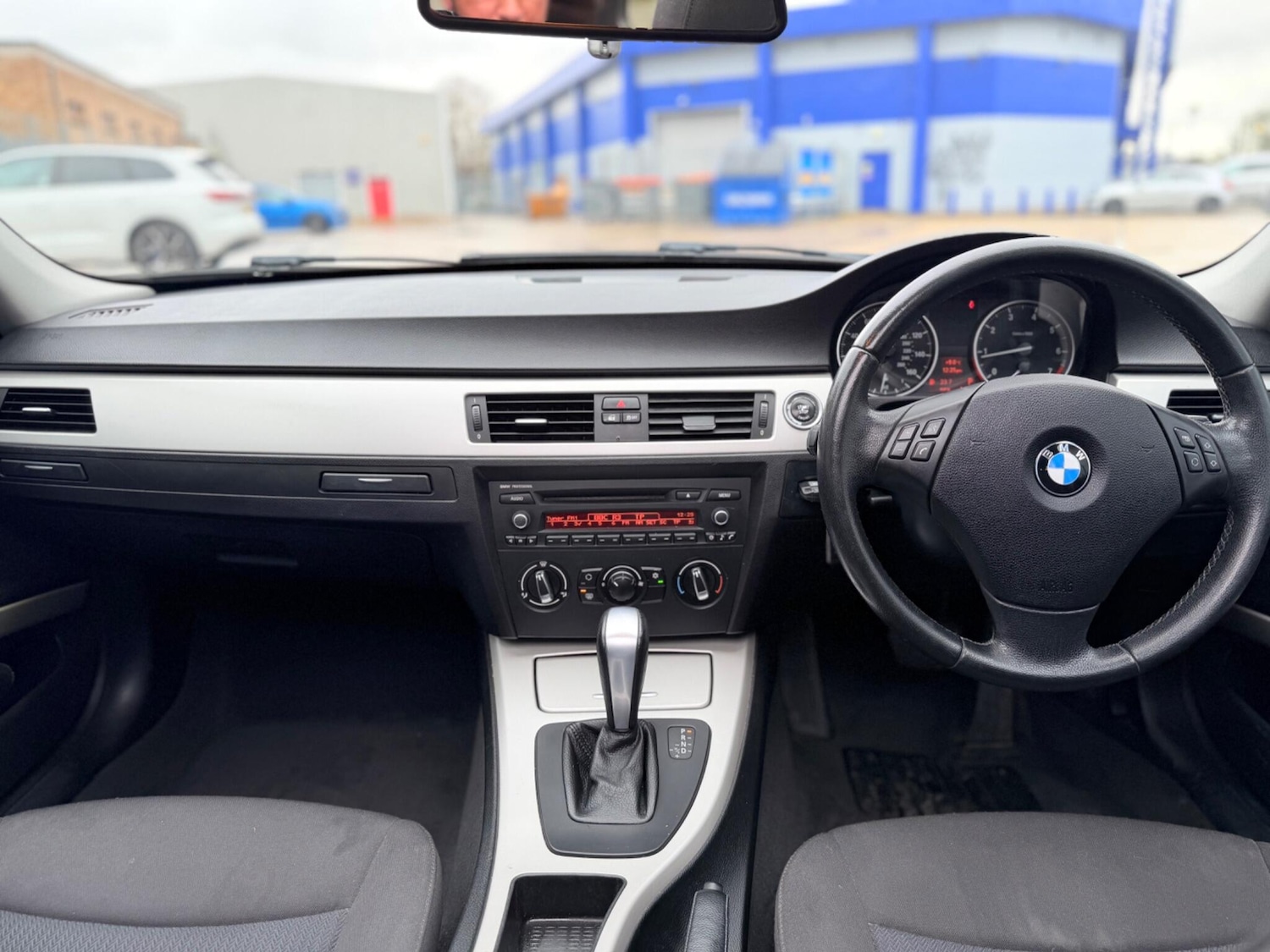 Used BMW 3 Series 2011 for sale - 77424865: Photo 53