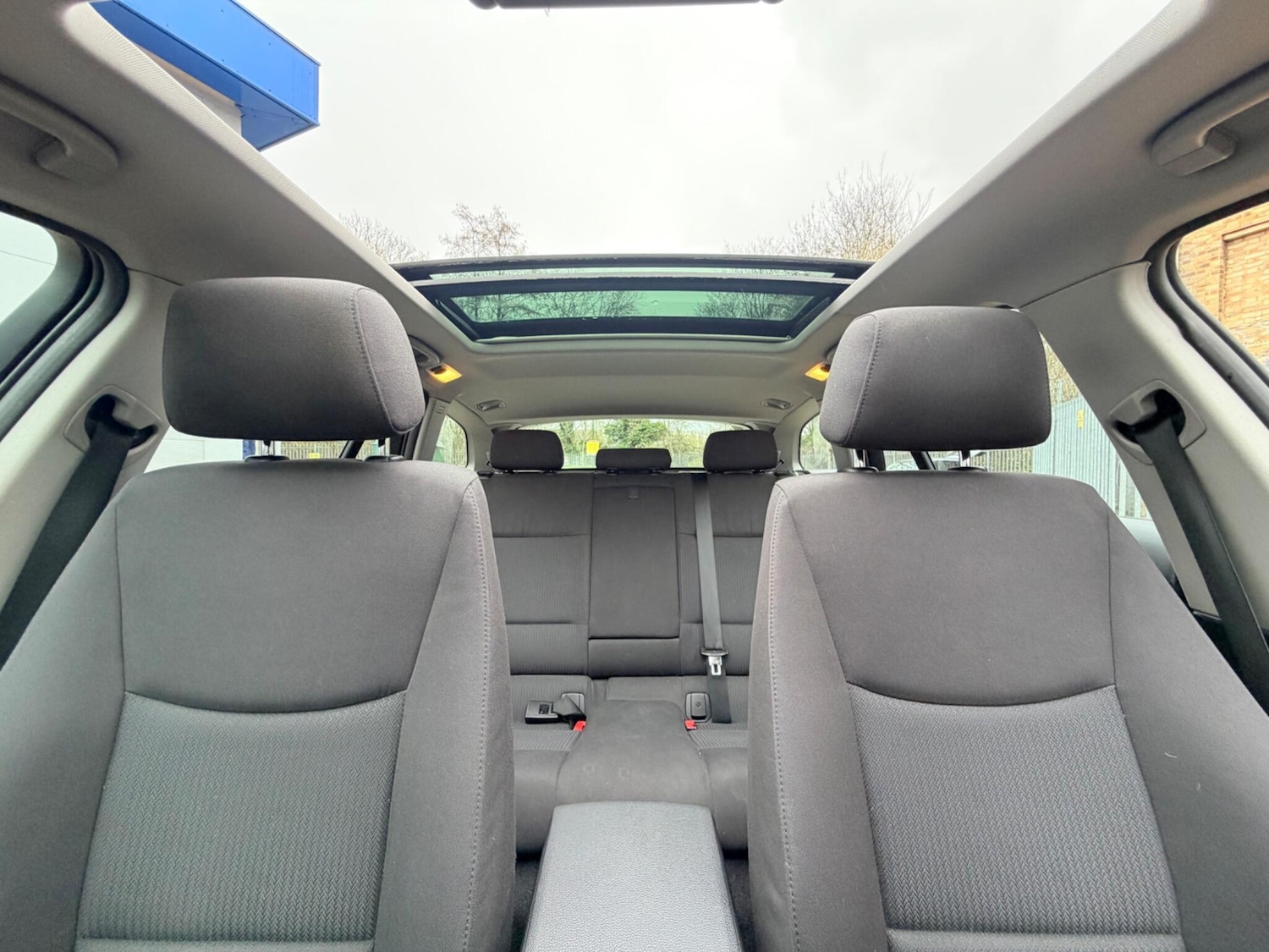 Used BMW 3 Series 2011 for sale - 77424865: Photo 54