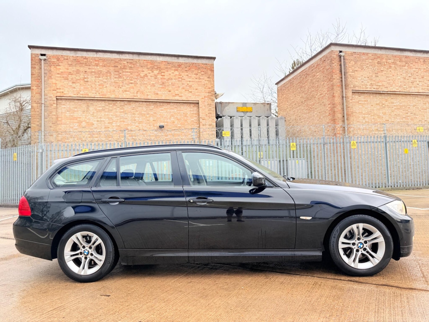 Used BMW 3 Series 2011 for sale - 77424865: Photo 8