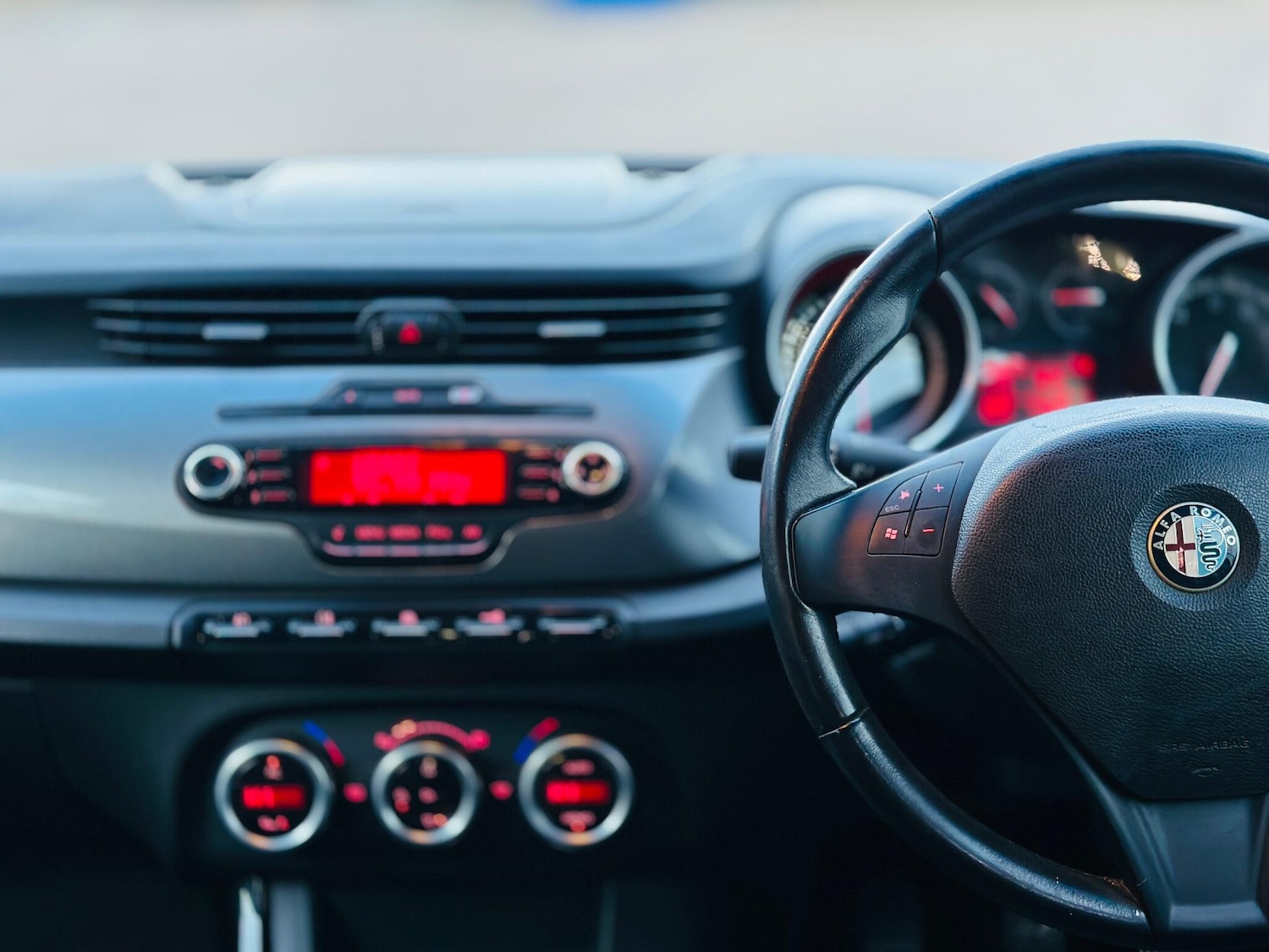 Used Alfa Romeo Giulietta 2011 for sale - 76446752: Photo 11