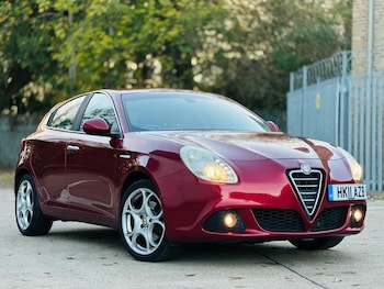Used Alfa Romeo Giulietta 2011 for sale - 76446752: Photo