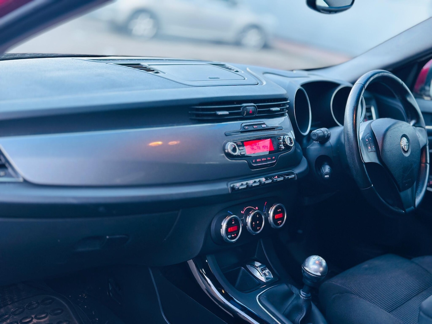 Used Alfa Romeo Giulietta 2011 for sale - 76446752: Photo 24