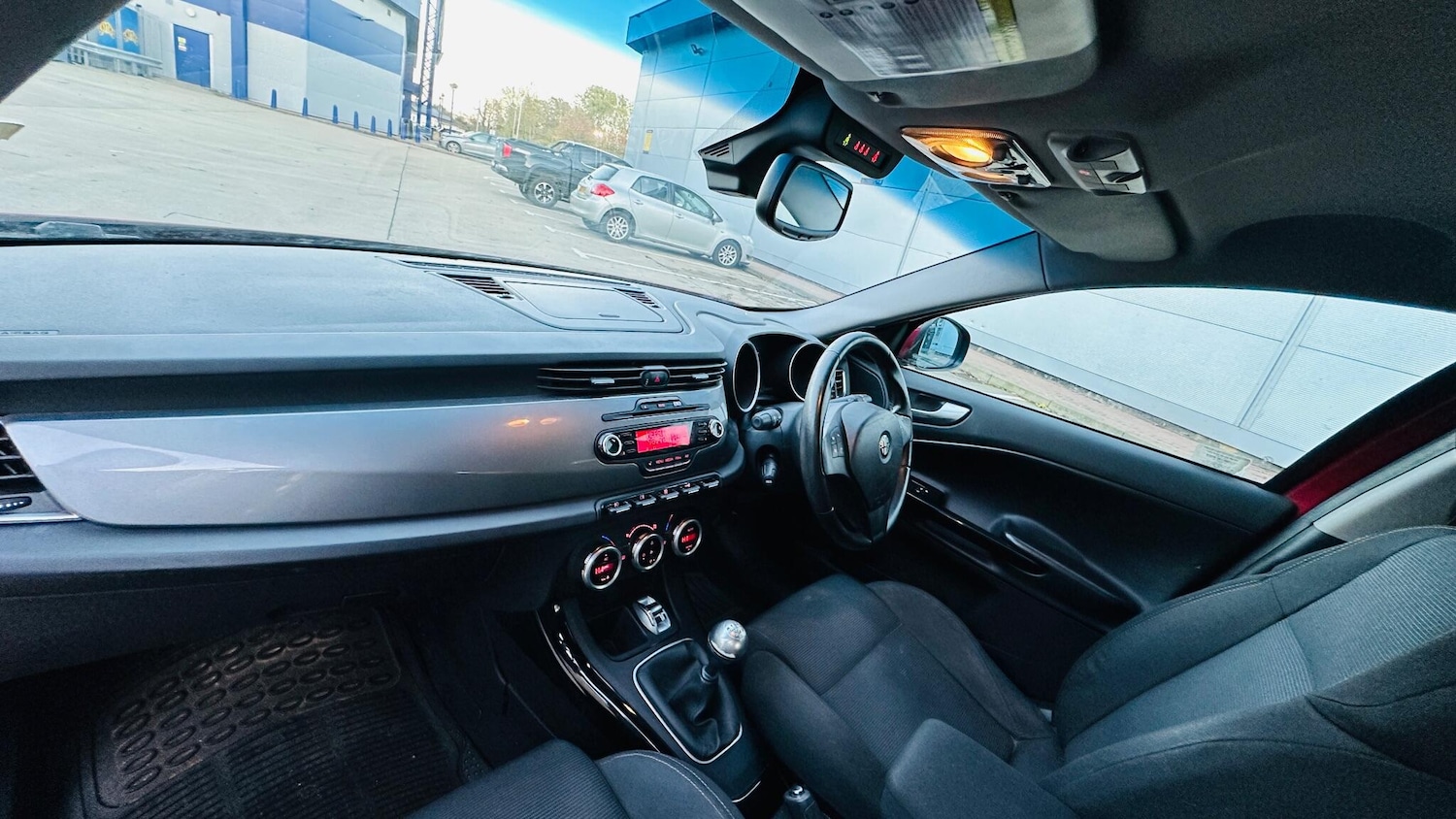 Used Alfa Romeo Giulietta 2011 for sale - 76446752: Photo 26