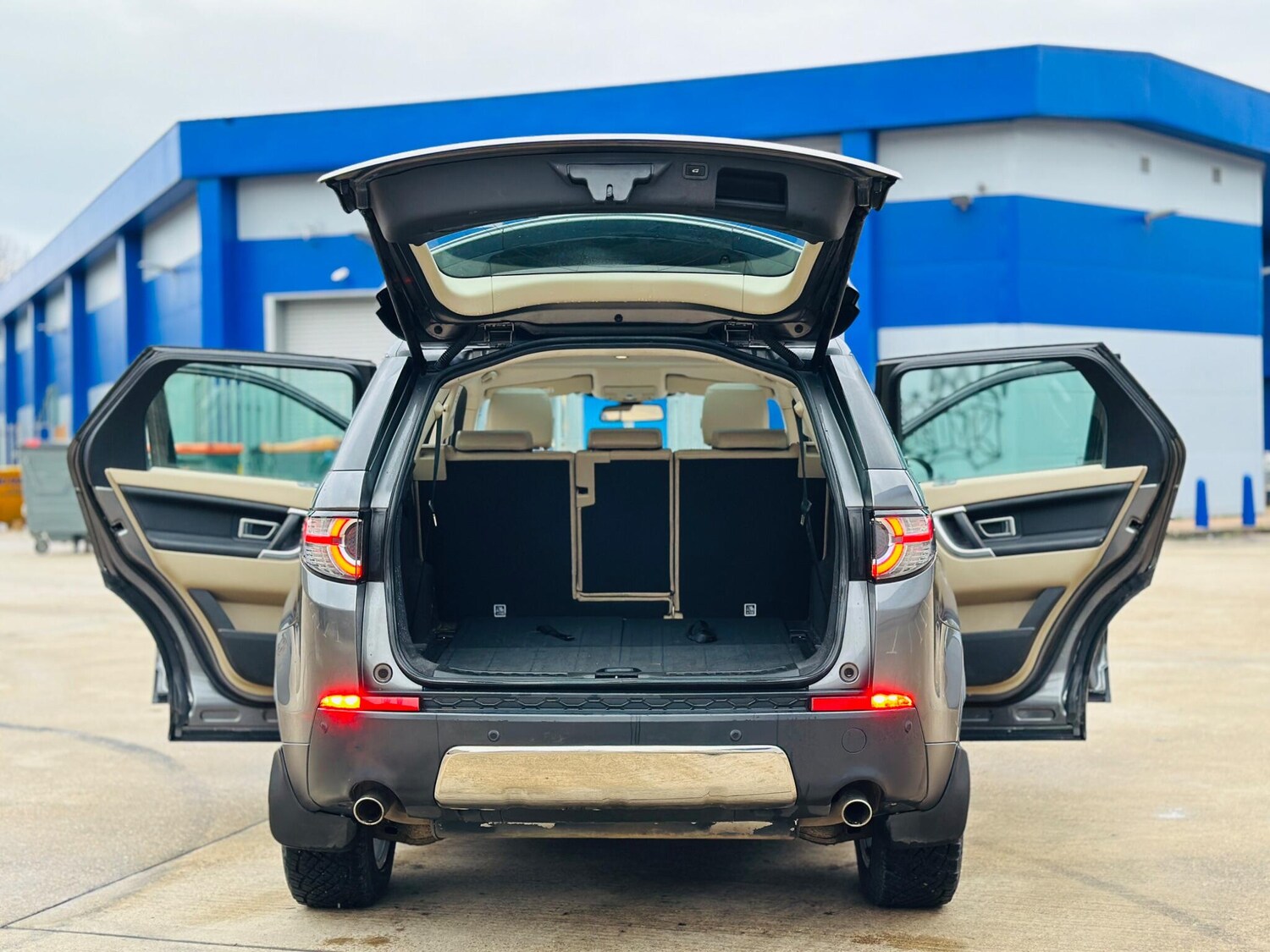 Used Land Rover Discovery Sport 2015 for sale - 77386569: Photo 11