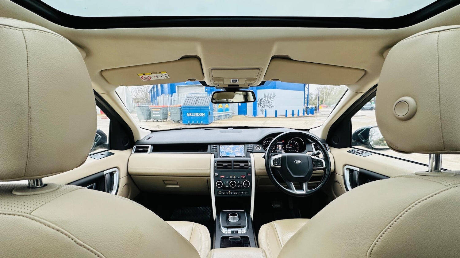 Used Land Rover Discovery Sport 2015 for sale - 77386569: Photo 3