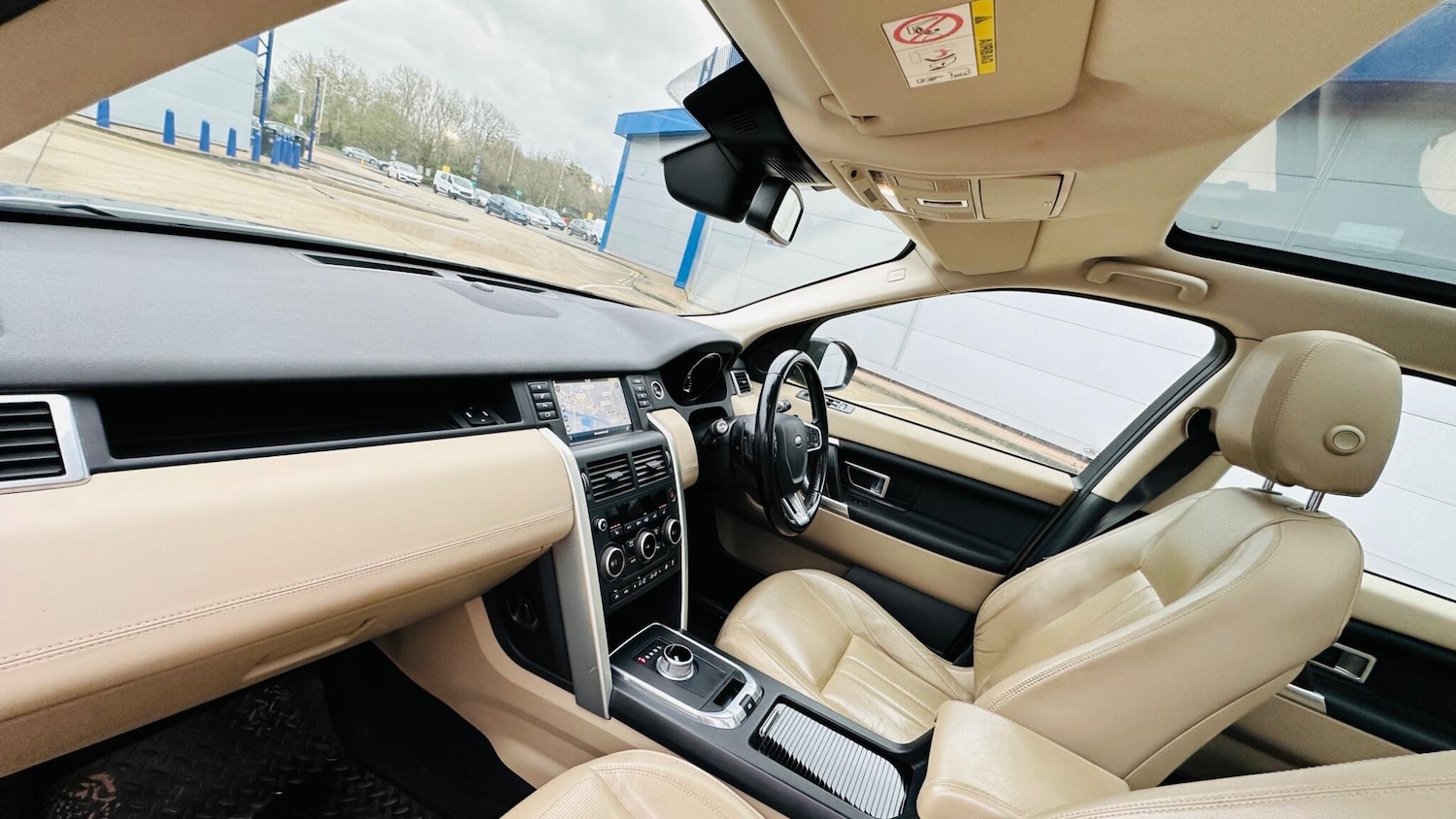 Used Land Rover Discovery Sport 2015 for sale - 77386569: Photo 31