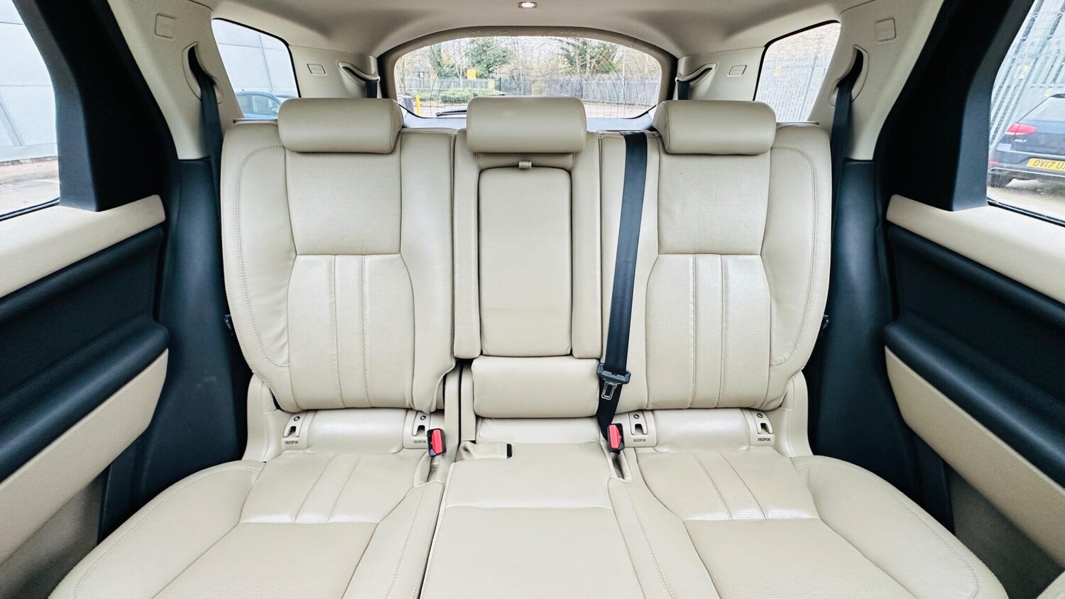 Used Land Rover Discovery Sport 2015 for sale - 77386569: Photo 41