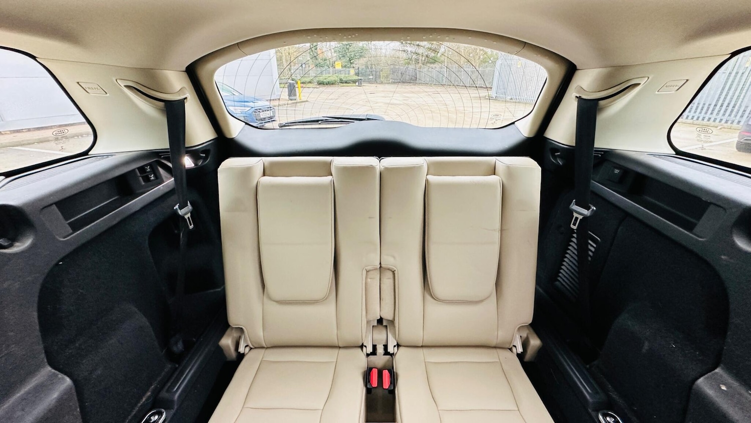 Used Land Rover Discovery Sport 2015 for sale - 77386569: Photo 43