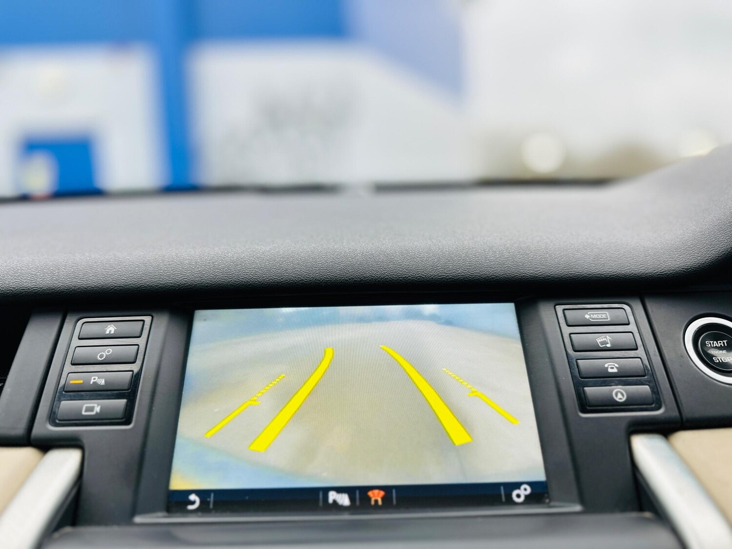 Used Land Rover Discovery Sport 2015 for sale - 77386569: Photo 73