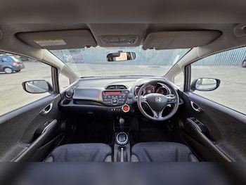 Used Honda Jazz 2011 for sale - 79291766: Photo