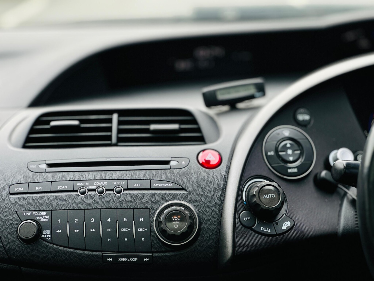 Used Honda Civic 2009 for sale - 77305842: Photo 19