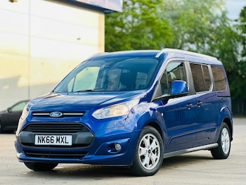 Used Ford Grand Tourneo Connect 2016 for sale - 78492689: Photo