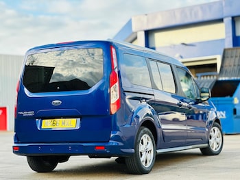 Used Ford Grand Tourneo Connect 2016 for sale - 78492689: Photo
