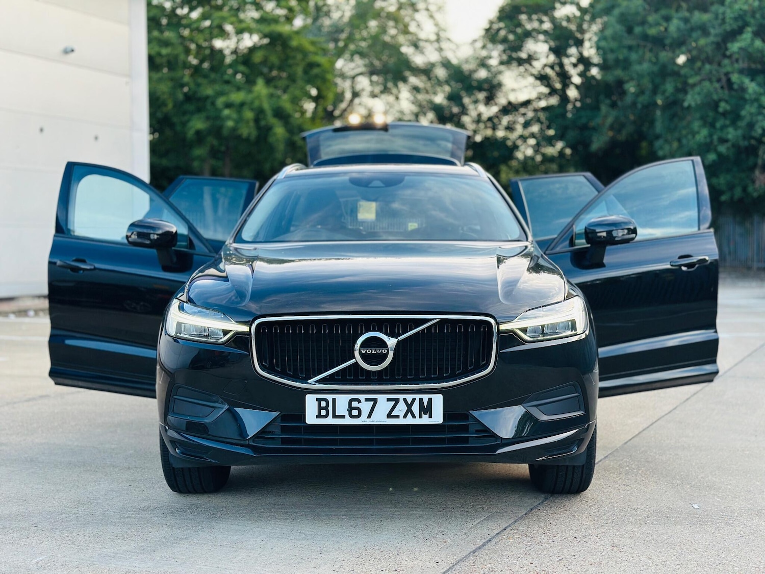 Used Volvo XC60 2018 for sale - 76269605: Photo 10