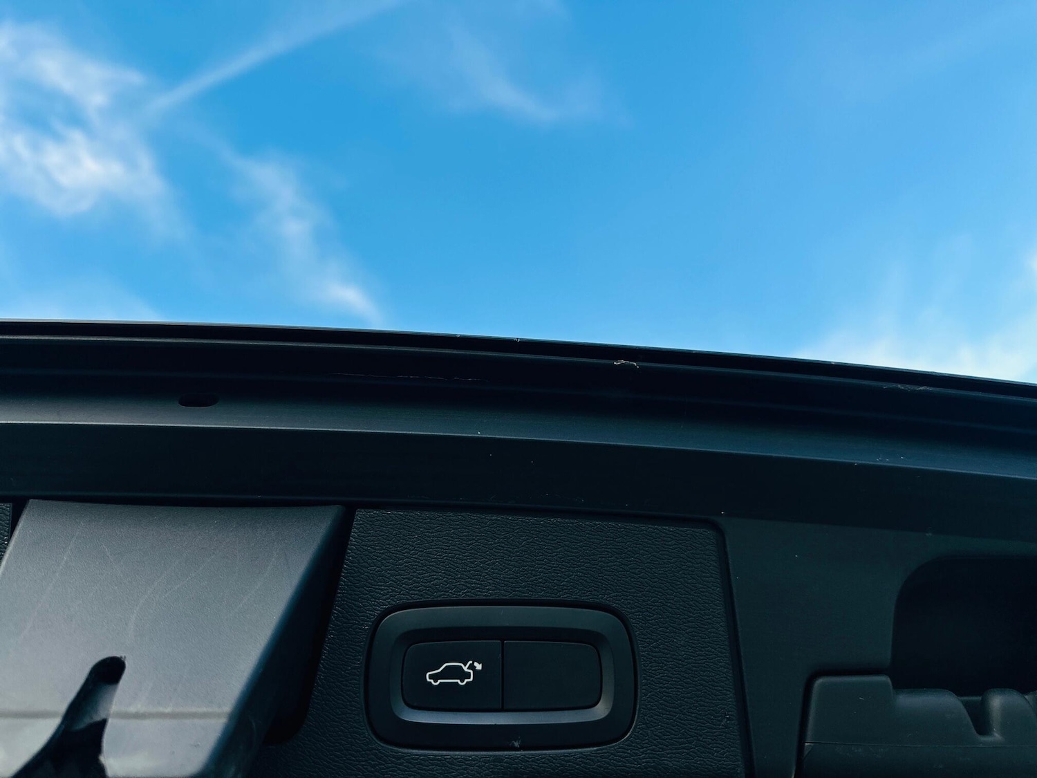 Used Volvo XC60 2018 for sale - 76269605: Photo 14