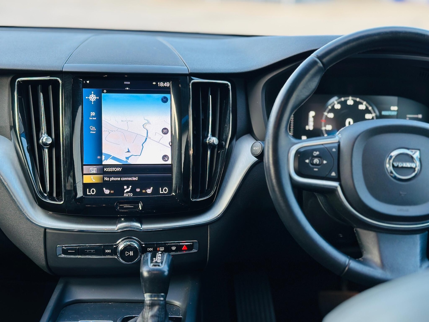 Used Volvo XC60 2018 for sale - 76269605: Photo 16