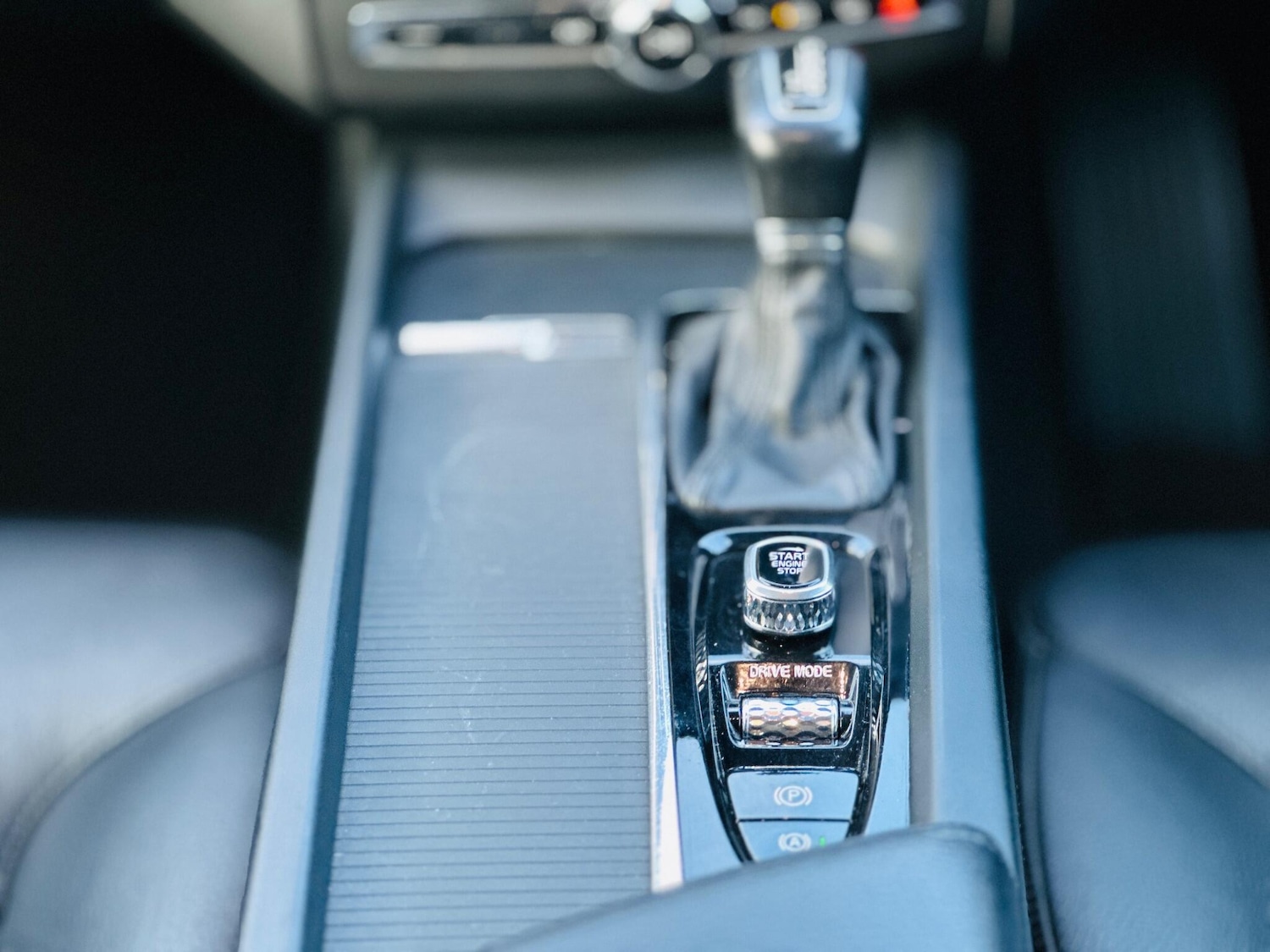 Used Volvo XC60 2018 for sale - 76269605: Photo 23