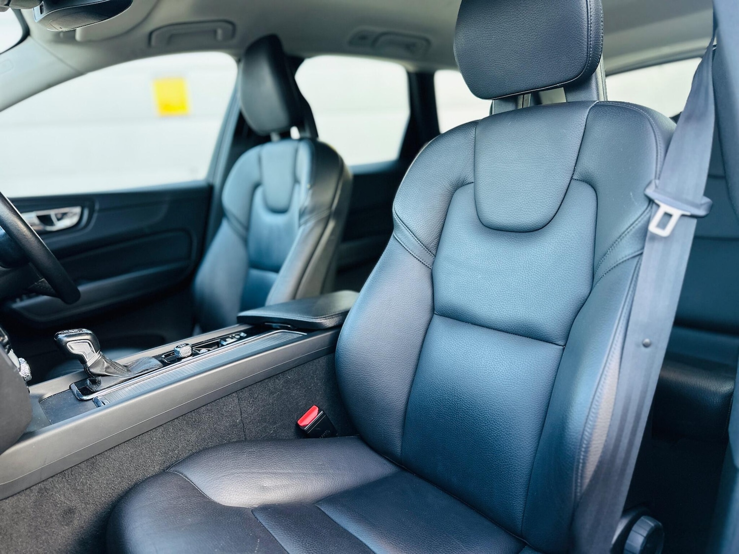 Used Volvo XC60 2018 for sale - 76269605: Photo 29