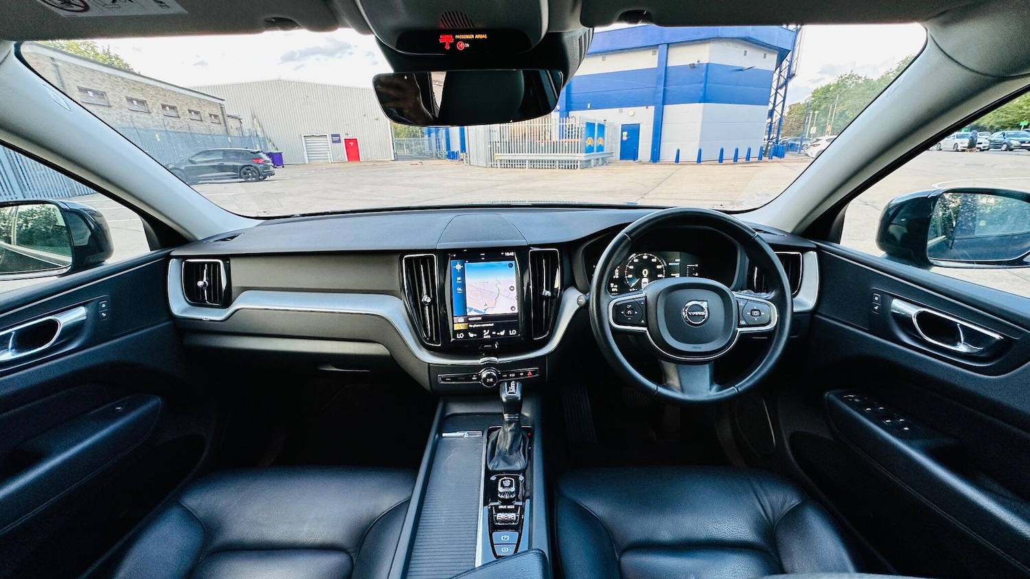 Used Volvo XC60 2018 for sale - 76269605: Photo 62