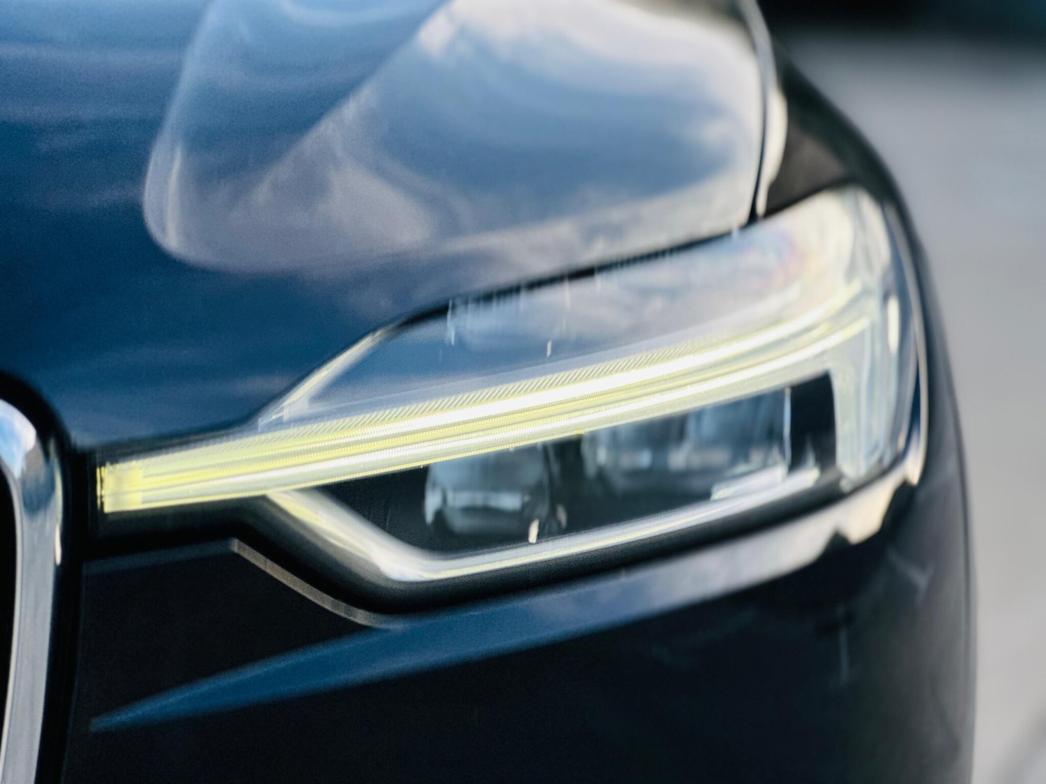 Used Volvo XC60 2018 for sale - 76269605: Photo 63