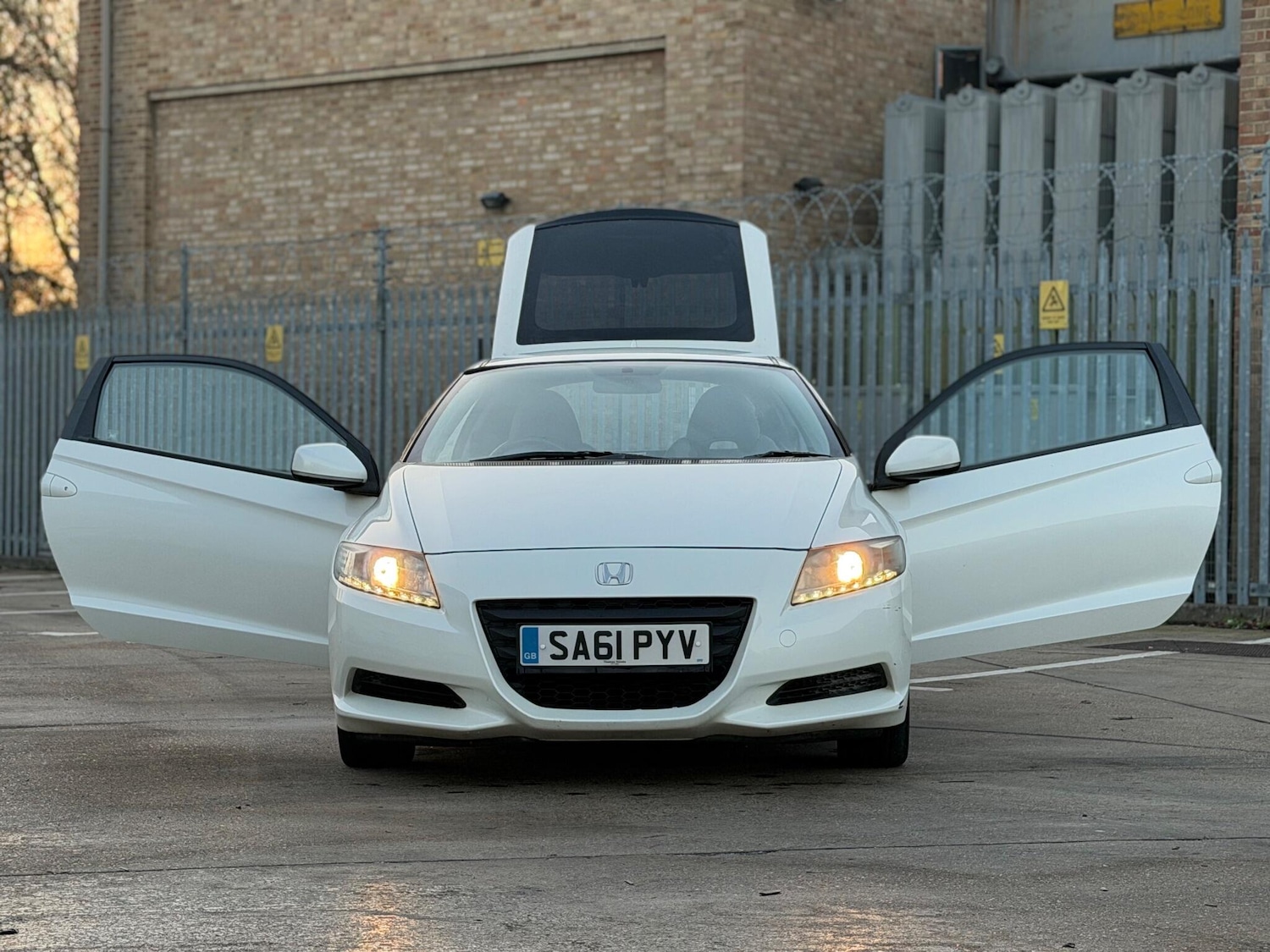 Used Honda CR-Z 2011 for sale - 77097439: Photo 10