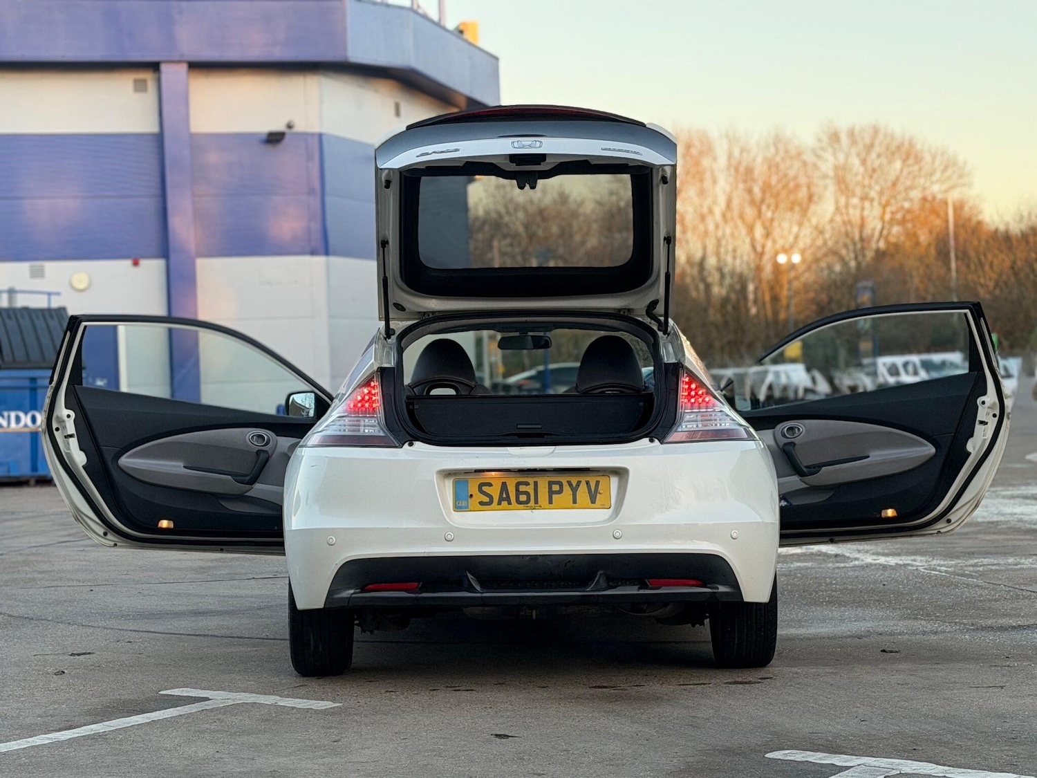 Used Honda CR-Z 2011 for sale - 77097439: Photo 11