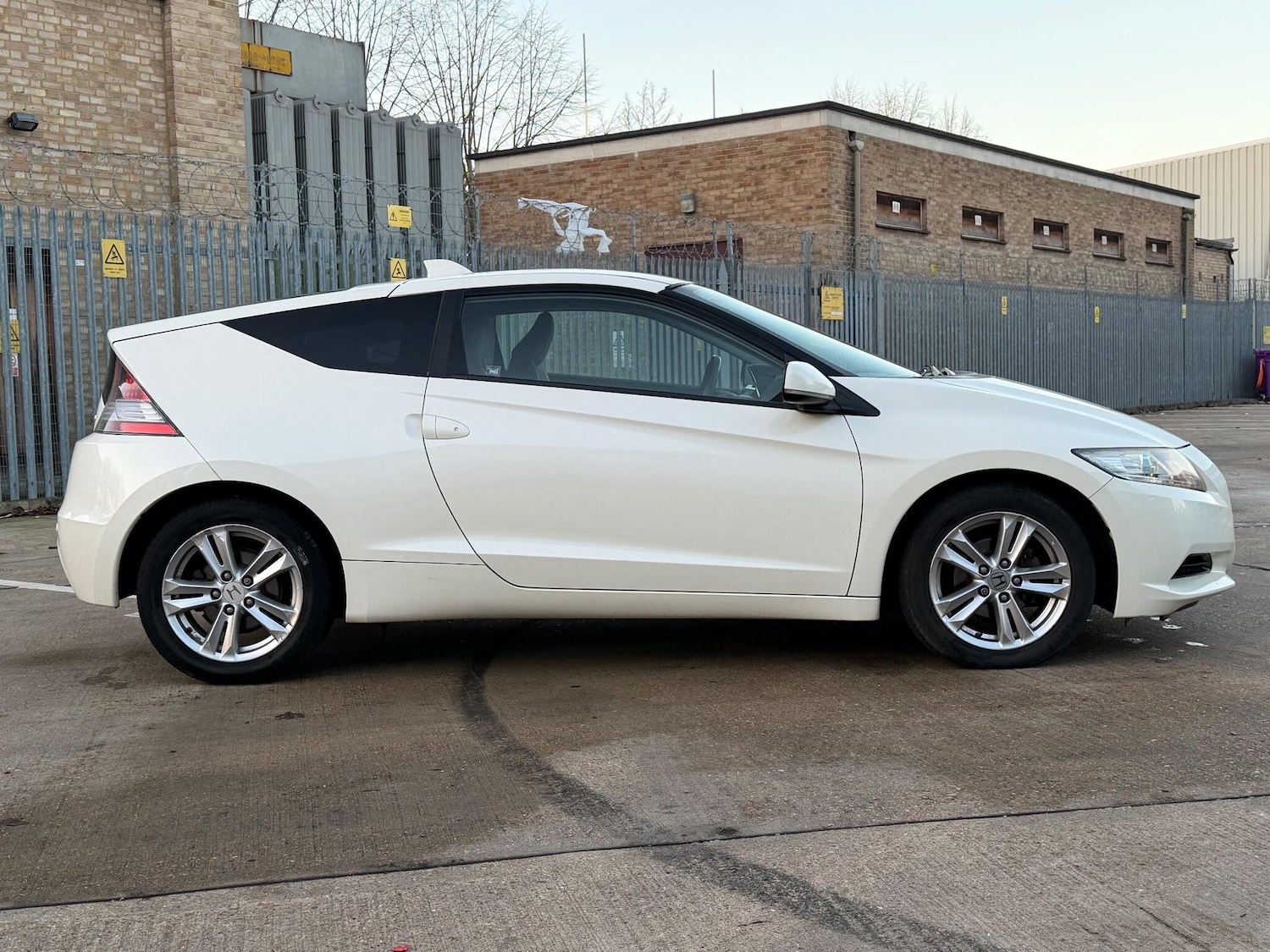 Used Honda CR-Z 2011 for sale - 77097439: Photo 8