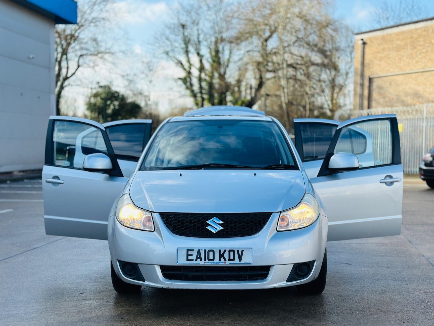 Used Suzuki SX4 2010 for sale - 77320796: Photo 10