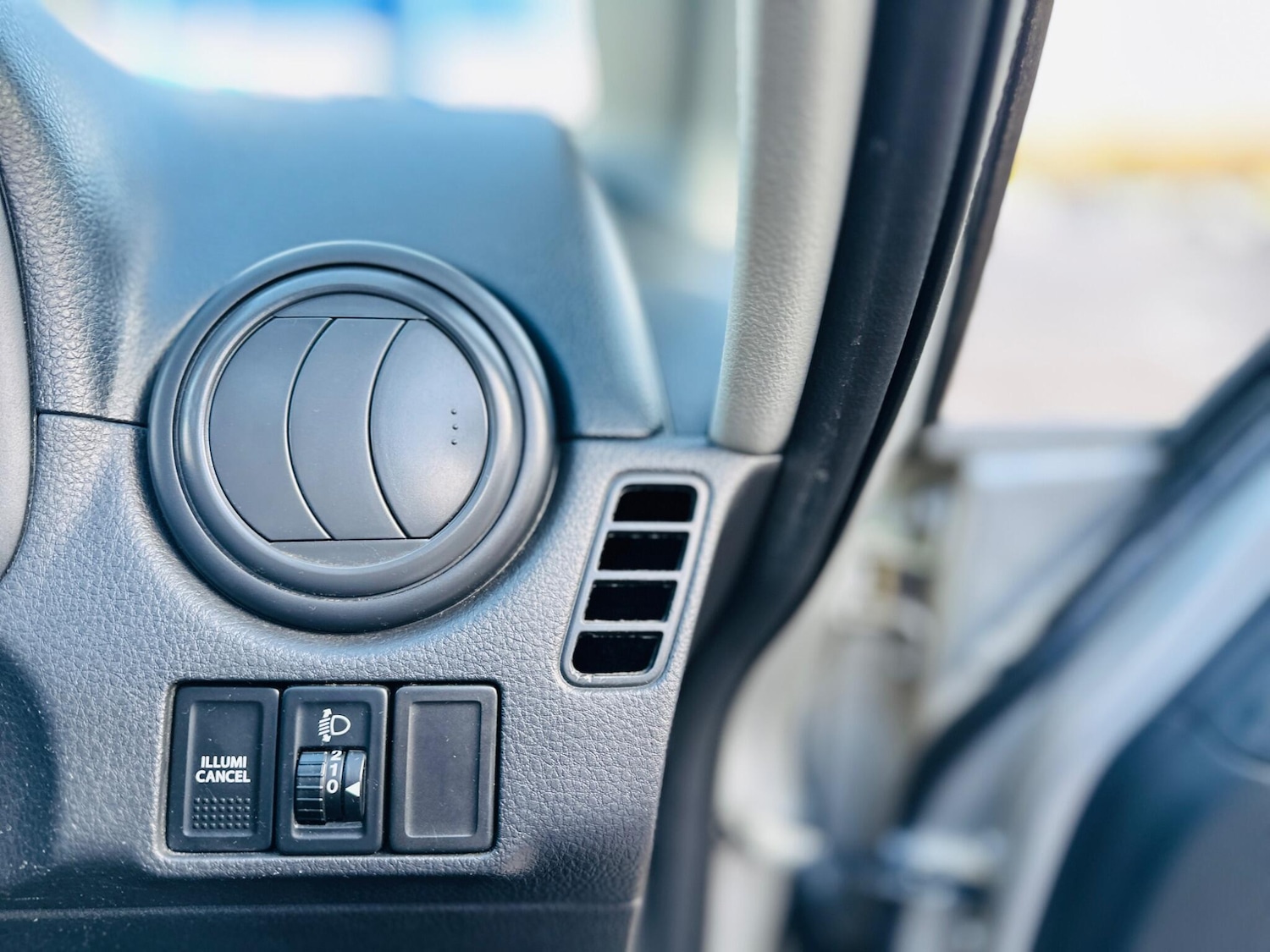 Used Suzuki SX4 2010 for sale - 77320796: Photo 16