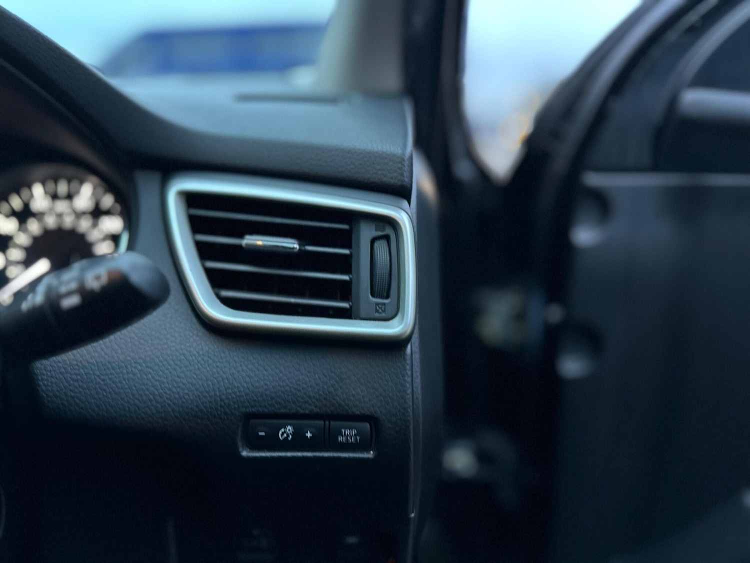 Used Nissan Qashqai 2016 for sale - 77202985: Photo 15