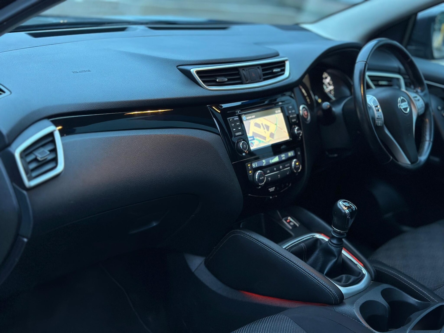 Used Nissan Qashqai 2016 for sale - 77202985: Photo 25