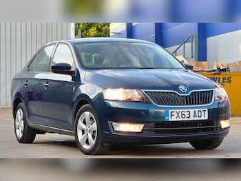 Used Skoda Rapid 2013 for sale - 79328750: Photo