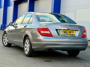 Used Mercedes-Benz C Class 2012 for sale - 77163597: Photo