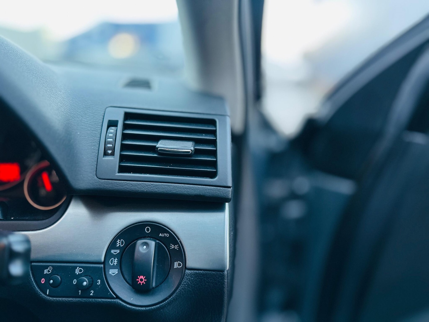 Used Audi A4 2005 for sale - 76753165: Photo 16