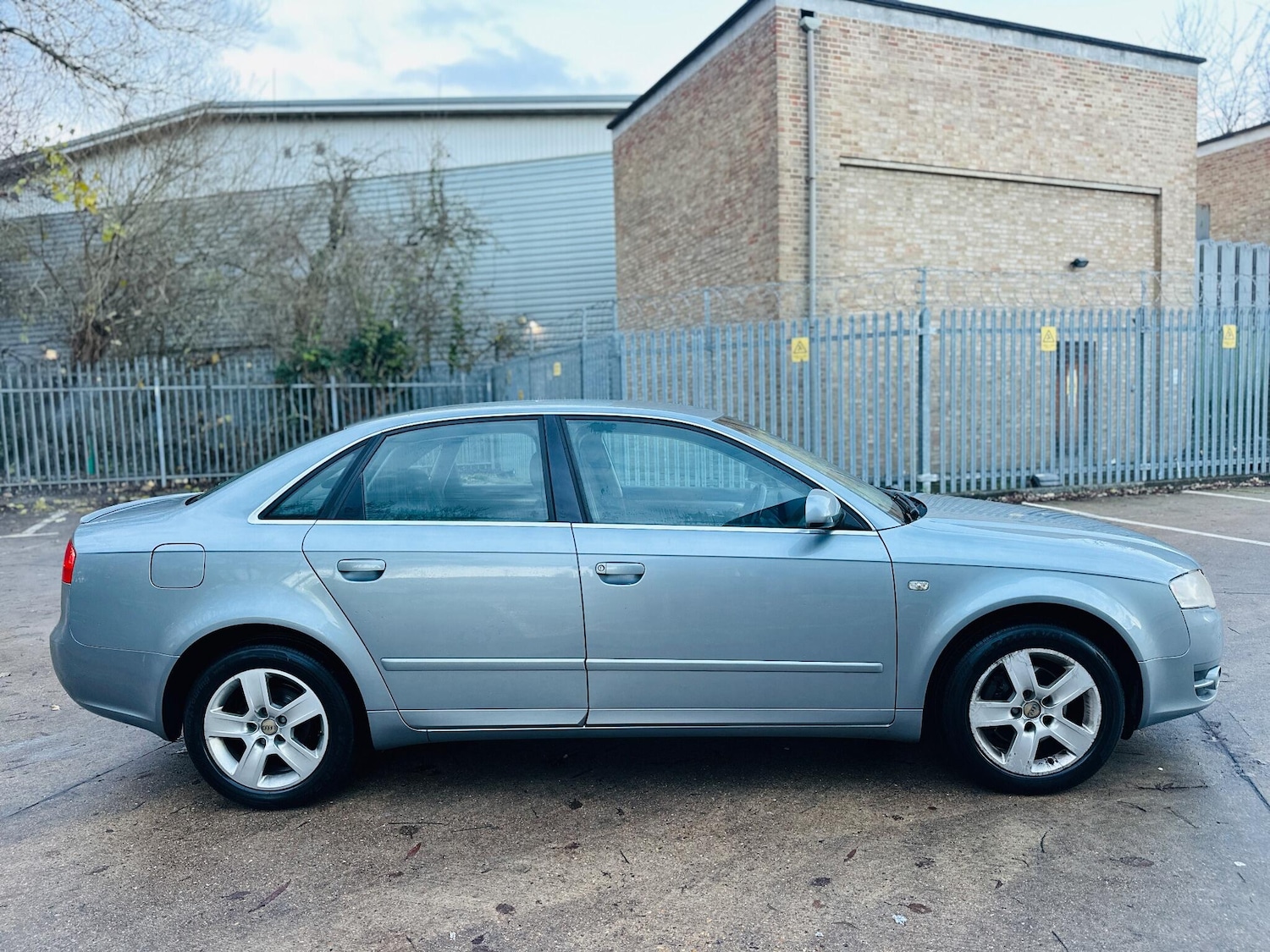 Used Audi A4 2005 for sale - 76753165: Photo 43