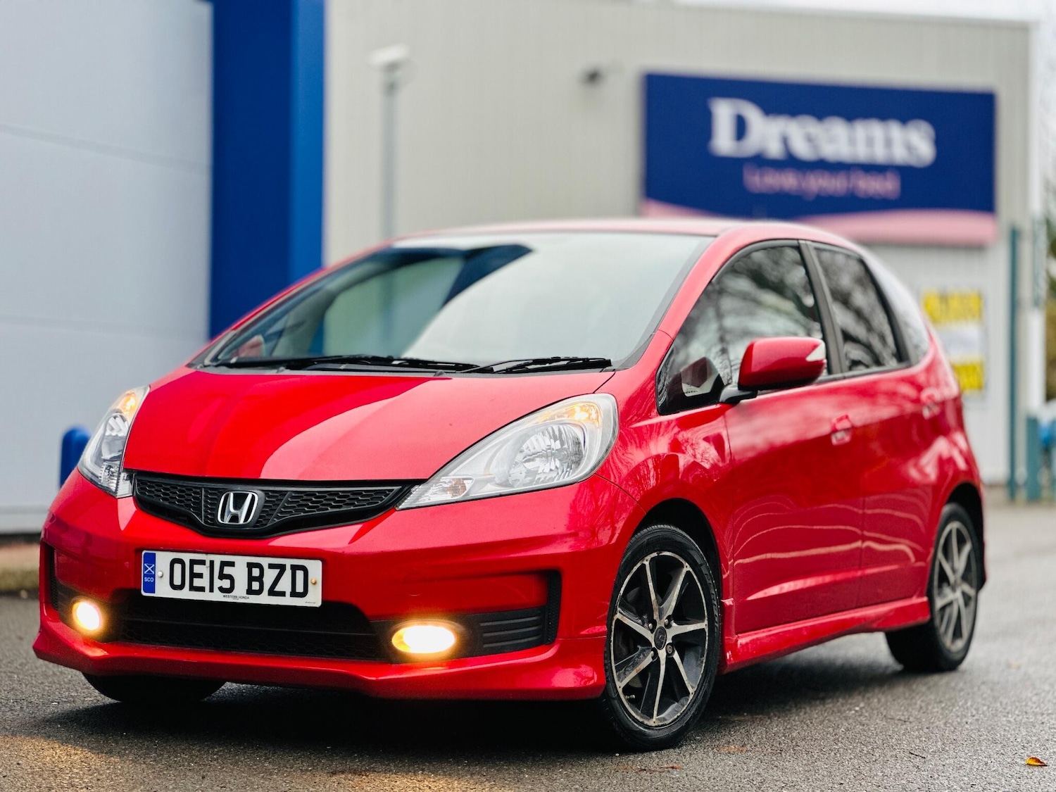 Used Honda Jazz 2015 for sale - 76689343: Photo 2