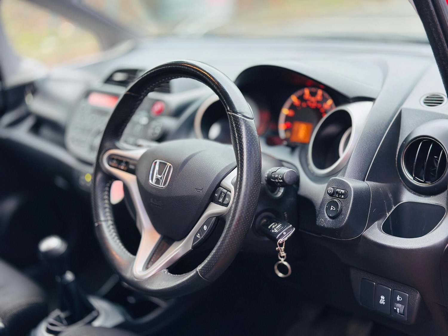 Used Honda Jazz 2015 for sale - 76689343: Photo 22